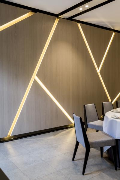 Waeles Puur Maatwerk inrichting feestzaal Salons Saint Germain Diksmuide