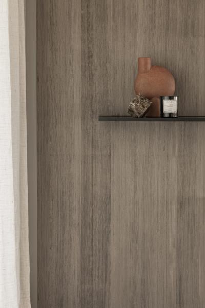 marmer inrichting project vijf natuursteen gezandstraalde lariks keukentablet