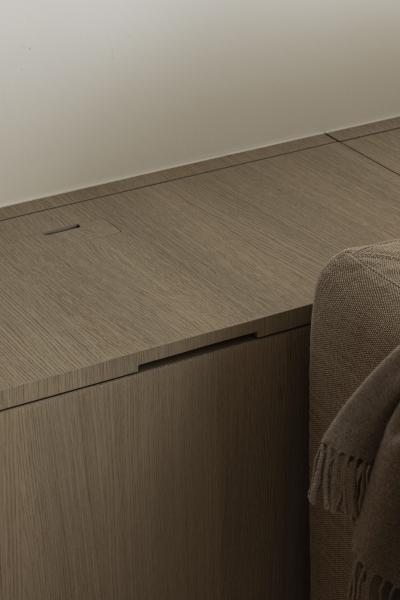 opklap zitbank marmer eik fineer steel look inrichting appartement gewolkt glas structuurglas figuurglas keramiek