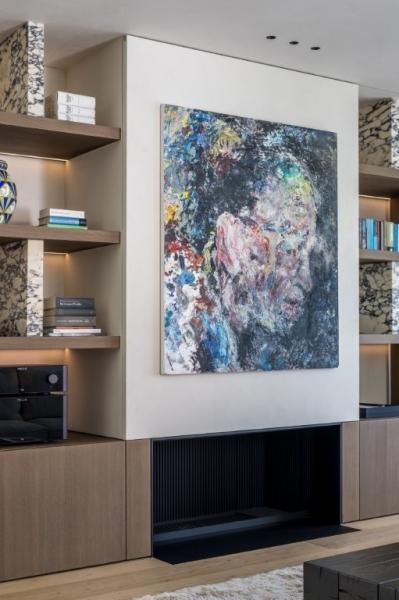 zithoek, donker gebeitste eik fineer, bibliotheek, tvwand, wegschuifbaar paneel