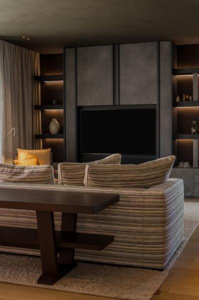 tvkamer, cigarenkast