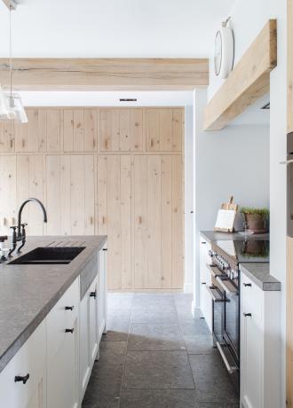 Waeles Puur Maatwerk inrichting woning Diksmuide 